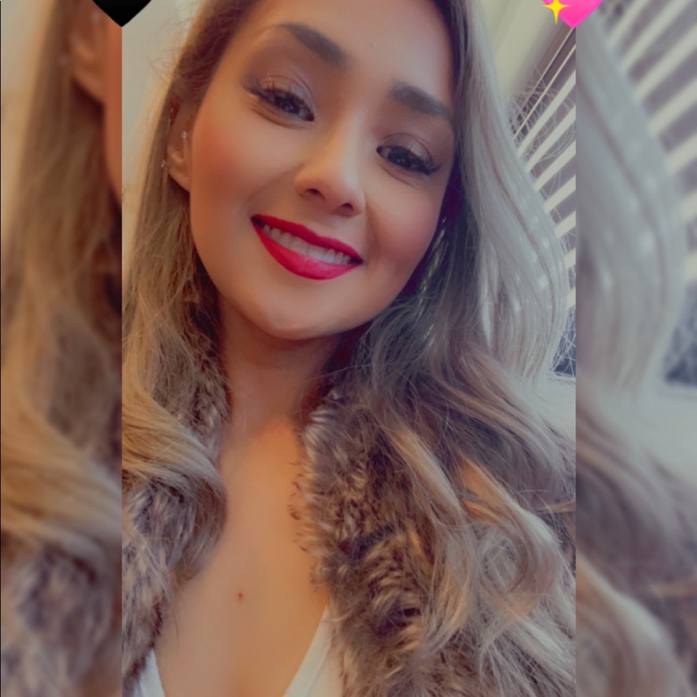 Meet your Posher, Aracely